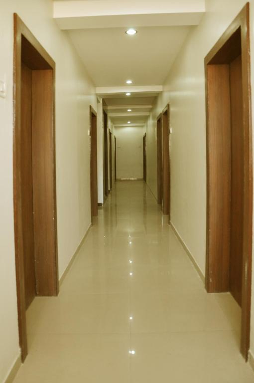 Sai Srushti Hotell Shirdi Eksteriør bilde